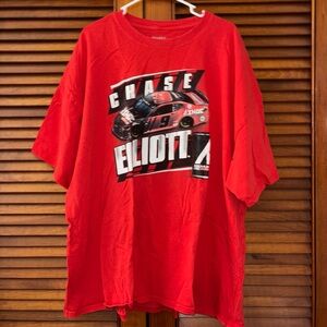 Men’s Red Chase Elliott Graphic T-Shirt
